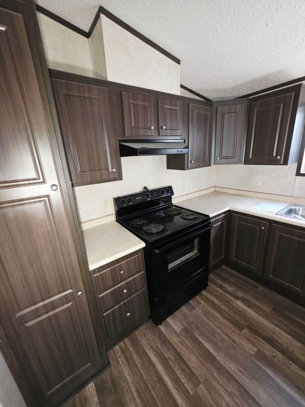 2019 Legacy 1664-32C (Pre-Owned) - Image 14