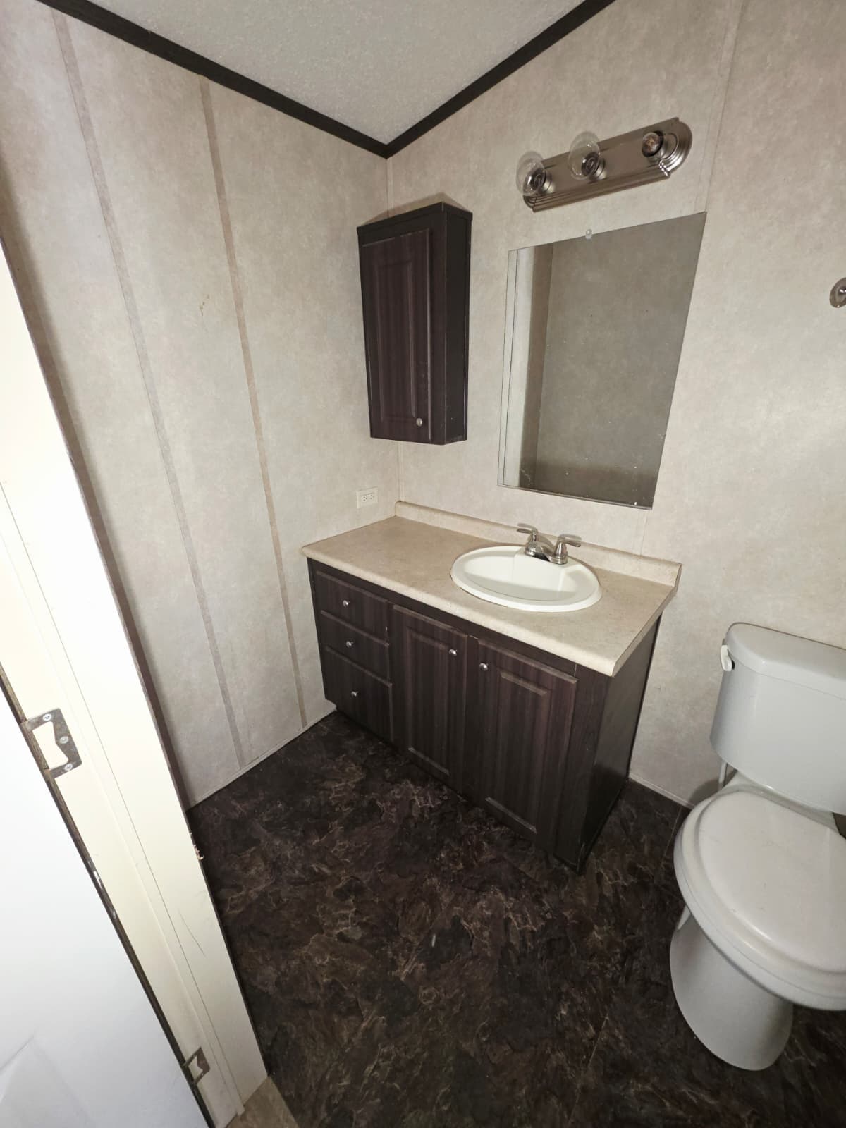 2019 Legacy 1664-32C (Pre-Owned) - Image 7