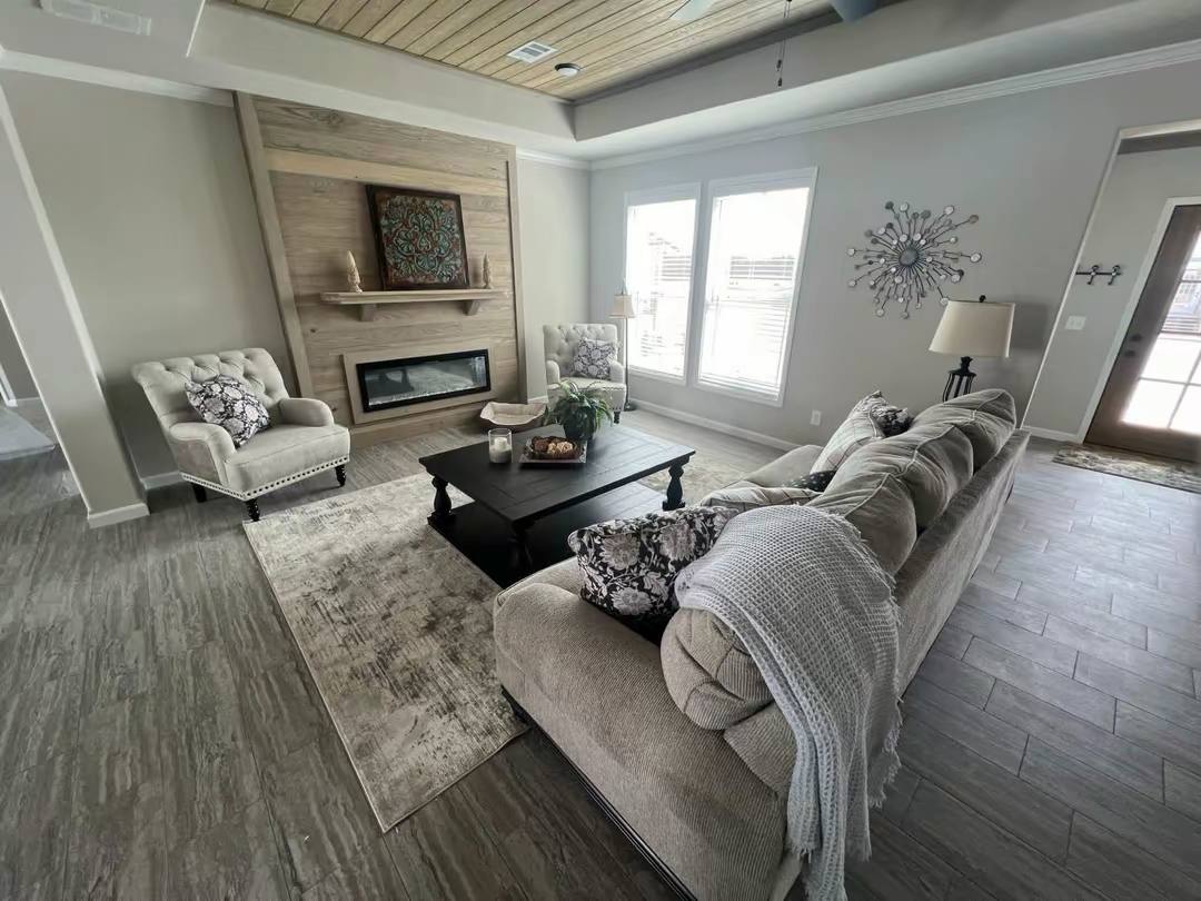 GORGEOUS Deer Valley Woodside (New) - Image 2